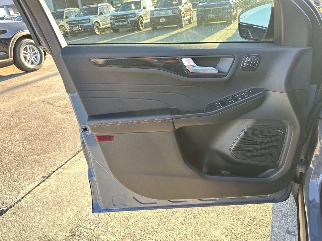 new 2026 Ford Escape car, priced at $36,513