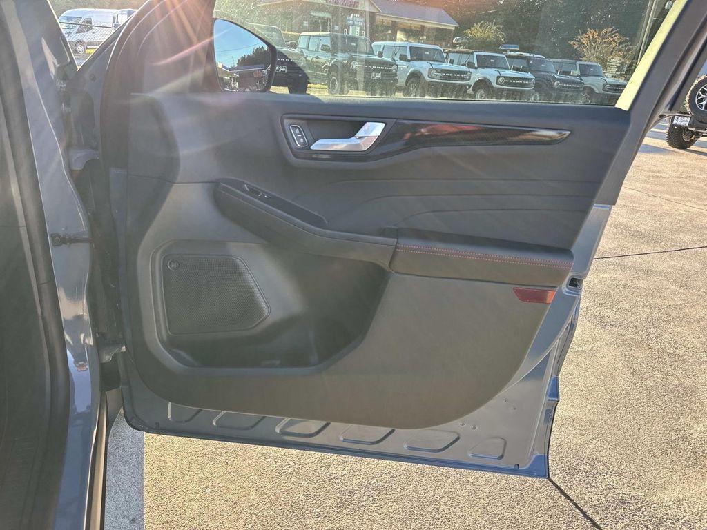 new 2026 Ford Escape car, priced at $36,513