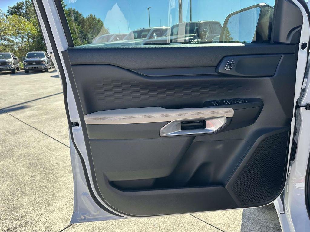 new 2025 Ford Ranger car, priced at $40,343