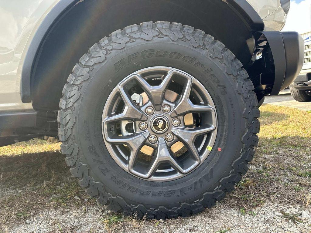 new 2025 Ford Bronco car, priced at $61,368