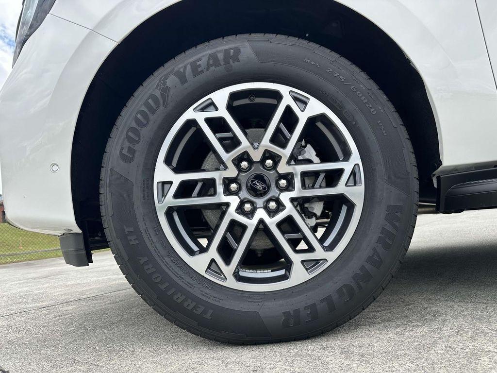 new 2025 Ford Expedition Max car, priced at $68,343