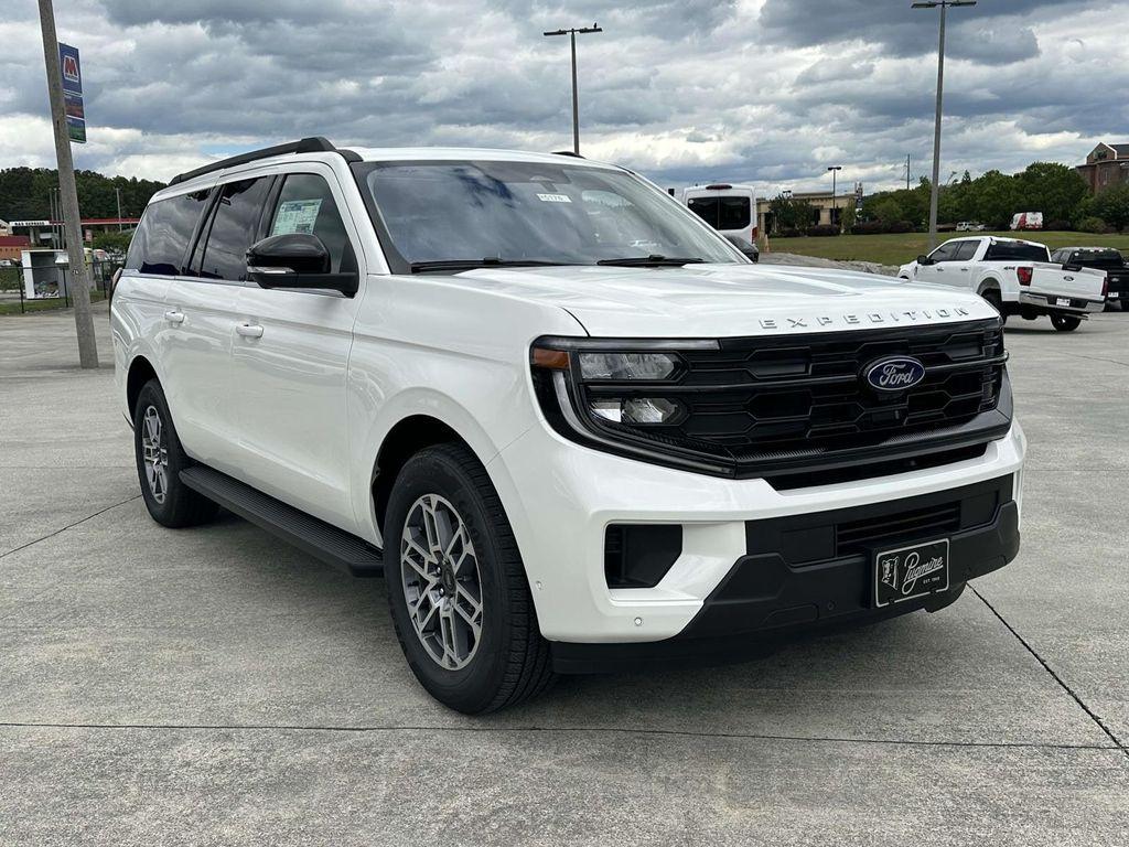 new 2025 Ford Expedition Max car, priced at $68,343