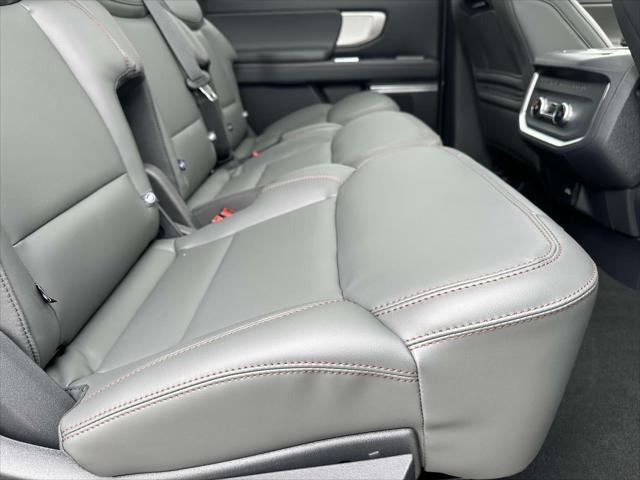 new 2025 Ford Expedition Max car, priced at $71,843