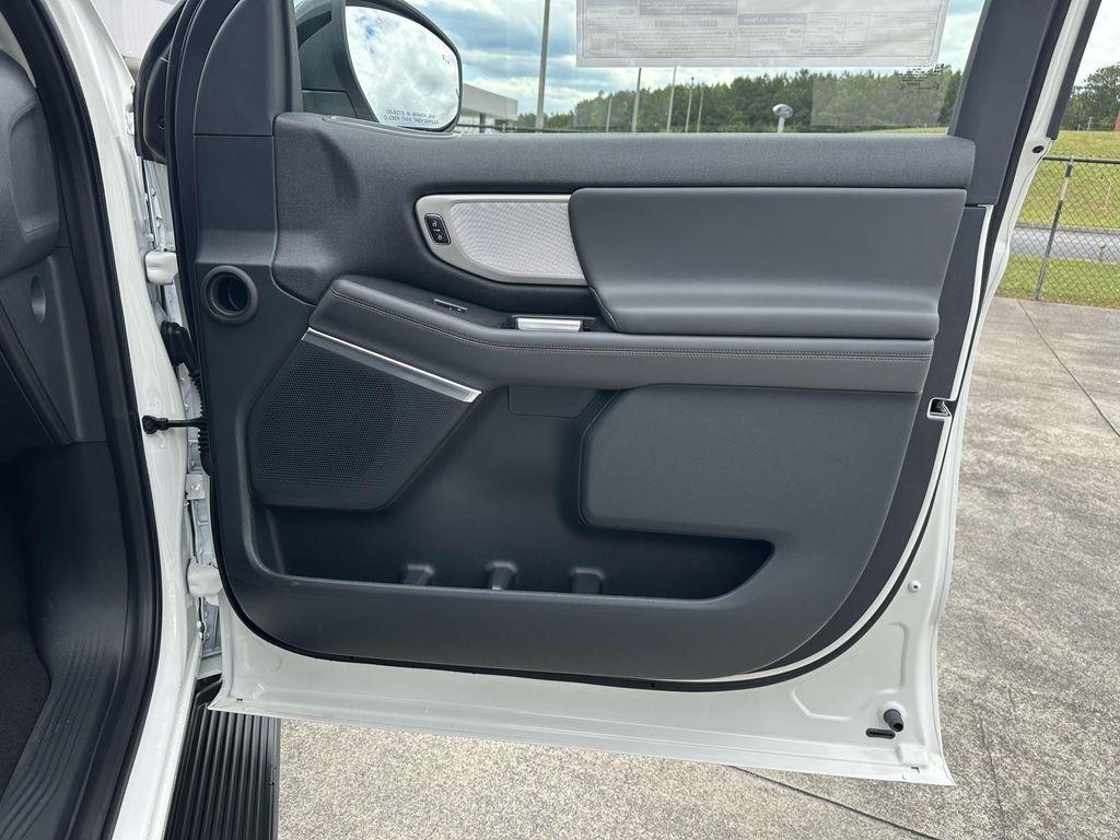 new 2025 Ford Expedition Max car, priced at $68,343