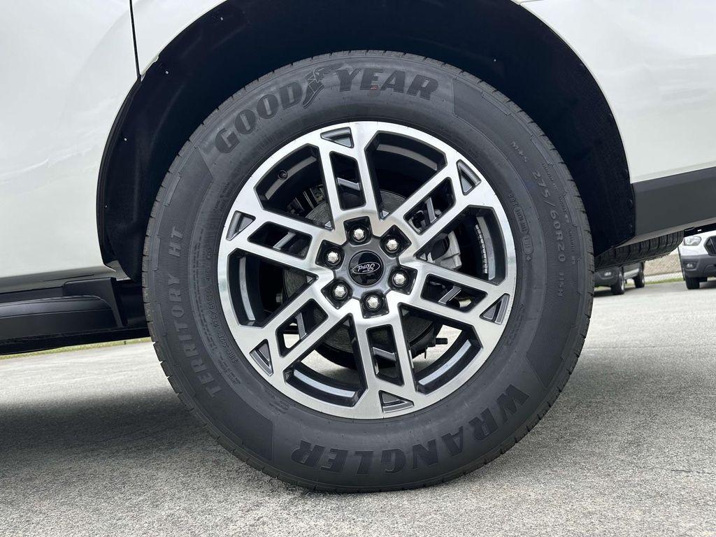 new 2025 Ford Expedition Max car, priced at $68,343