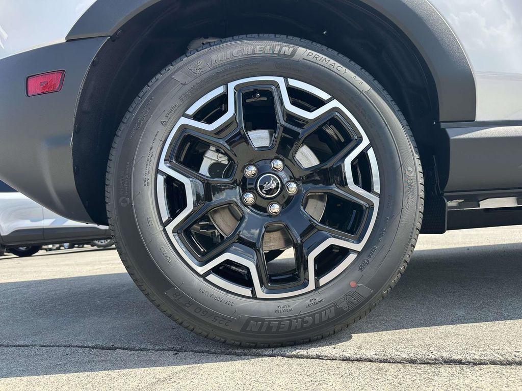 new 2025 Ford Bronco Sport car, priced at $38,763