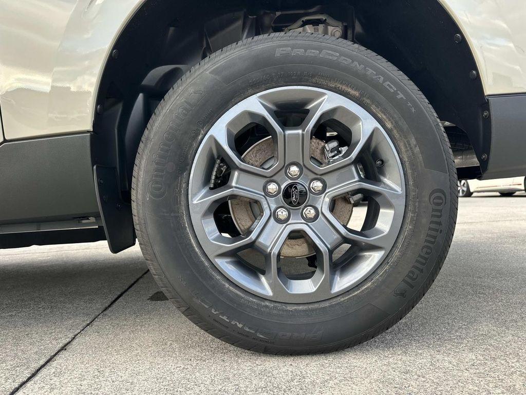 new 2025 Ford Maverick car, priced at $32,023