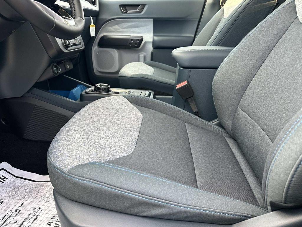 new 2025 Ford Maverick car, priced at $32,023