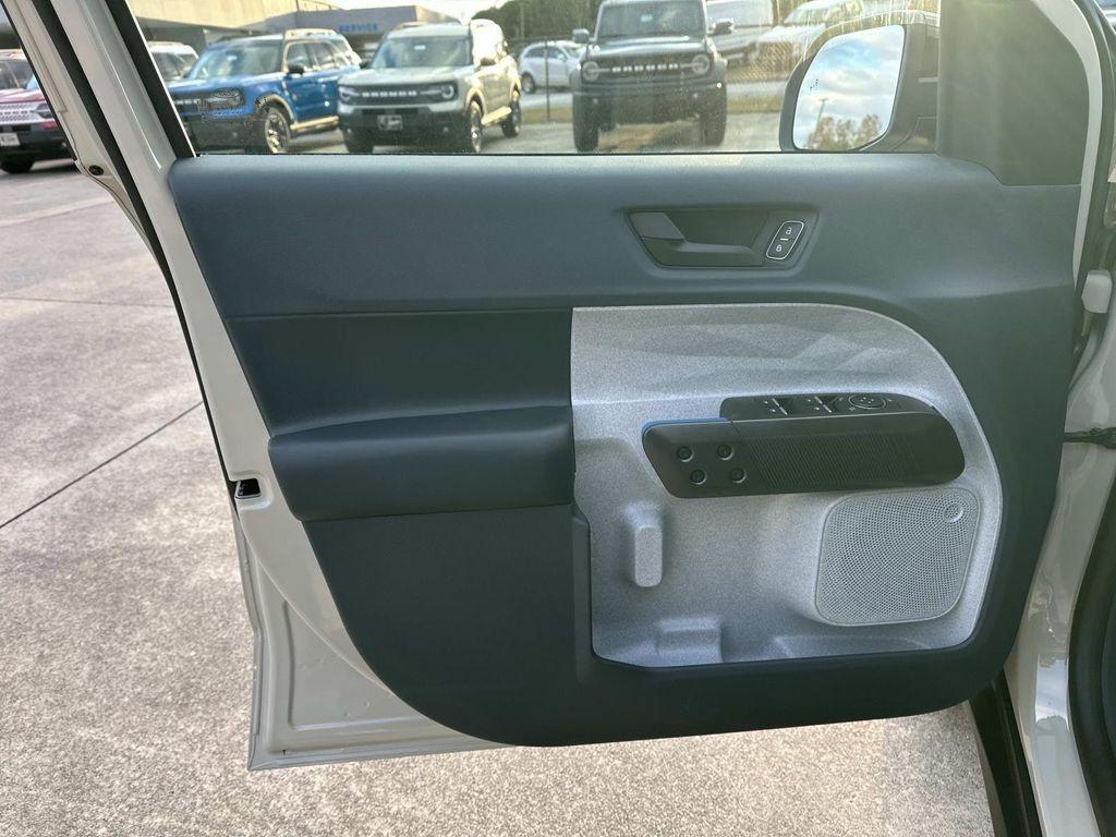 new 2025 Ford Maverick car, priced at $32,023