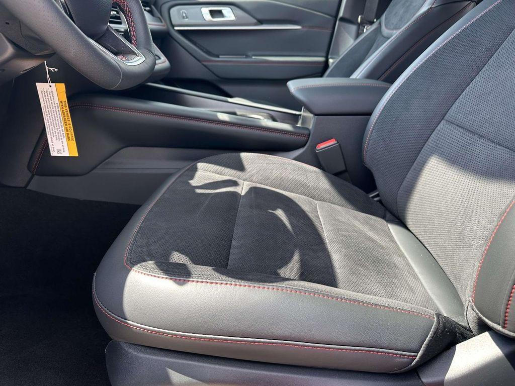 new 2025 Ford Explorer car, priced at $58,848