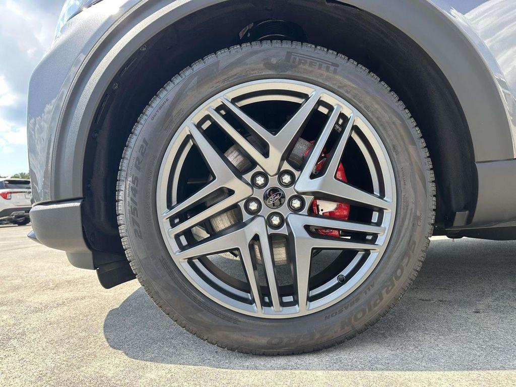 new 2025 Ford Explorer car, priced at $58,848