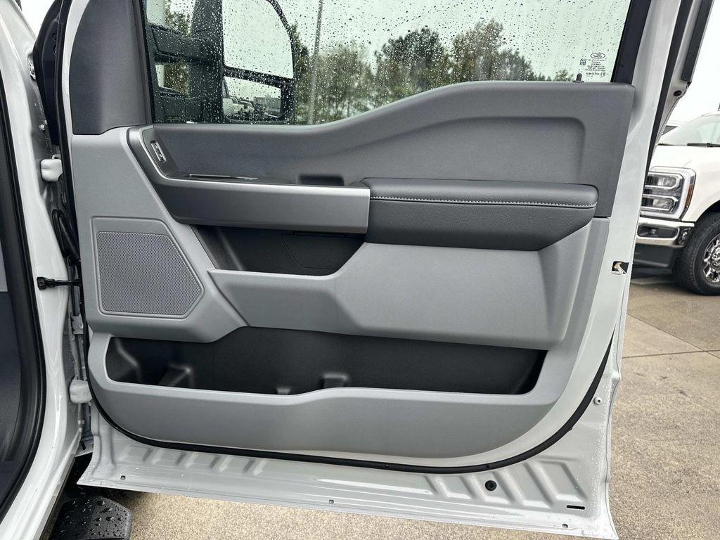 new 2026 Ford F-250 car, priced at $61,458