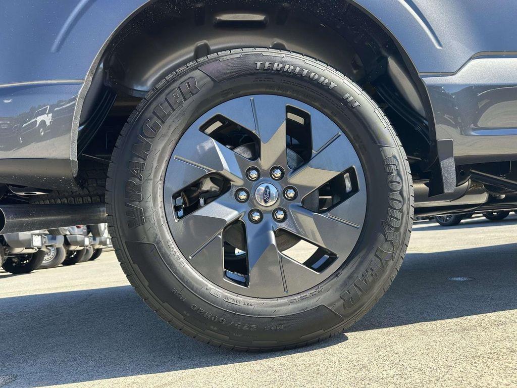 new 2025 Ford F-150 car, priced at $41,988