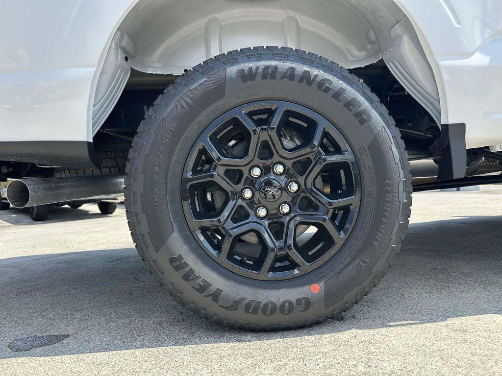 new 2025 Ford F-150 car, priced at $52,038