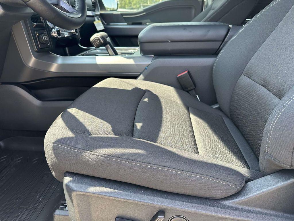new 2025 Ford F-150 car, priced at $52,038