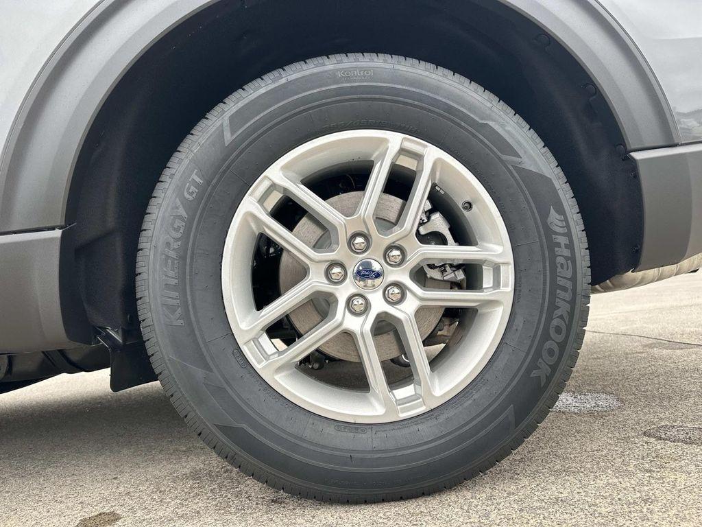 new 2026 Ford Explorer car, priced at $42,923
