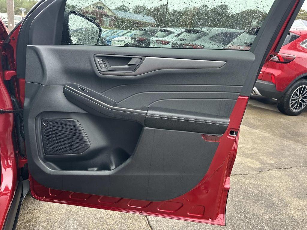 new 2026 Ford Escape car, priced at $29,778