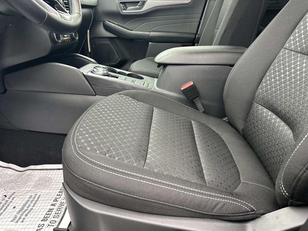 new 2026 Ford Escape car, priced at $29,778