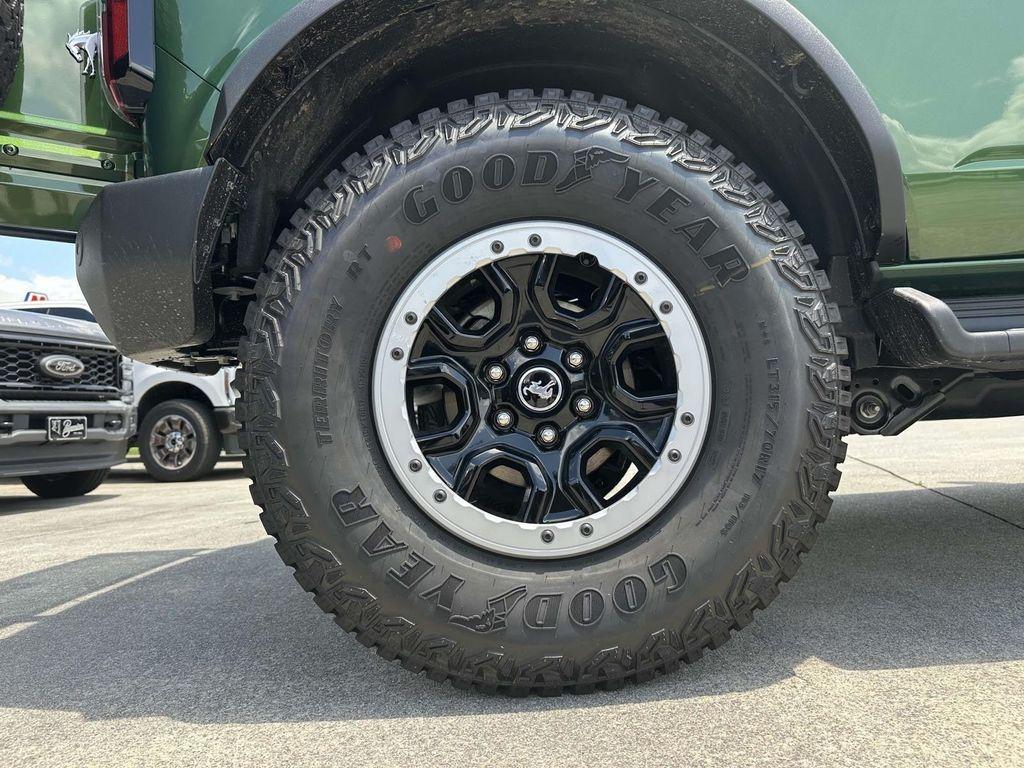 new 2025 Ford Bronco car, priced at $59,048