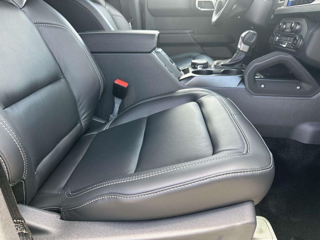new 2025 Ford Bronco car, priced at $59,048