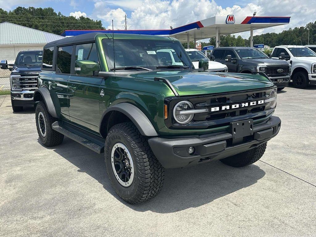 new 2025 Ford Bronco car, priced at $59,048