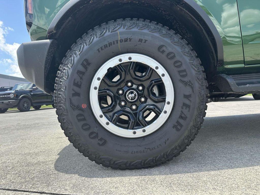 new 2025 Ford Bronco car, priced at $59,048