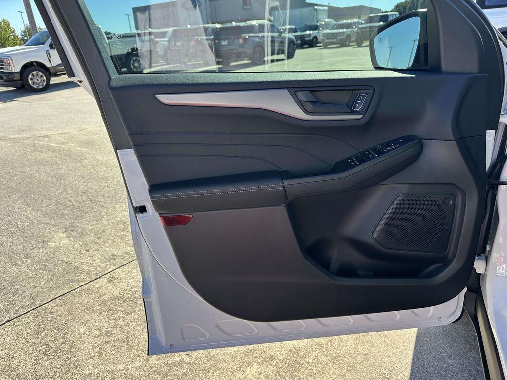 new 2026 Ford Escape car, priced at $29,783