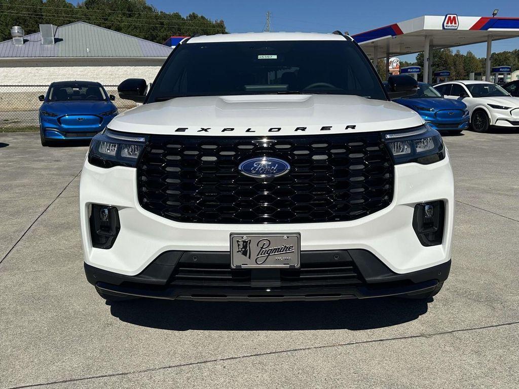 new 2025 Ford Explorer car, priced at $46,928