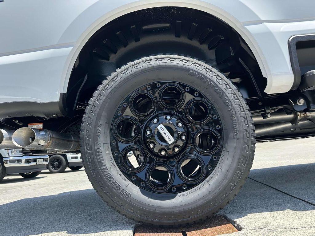 new 2025 Ford F-250 car, priced at $72,333