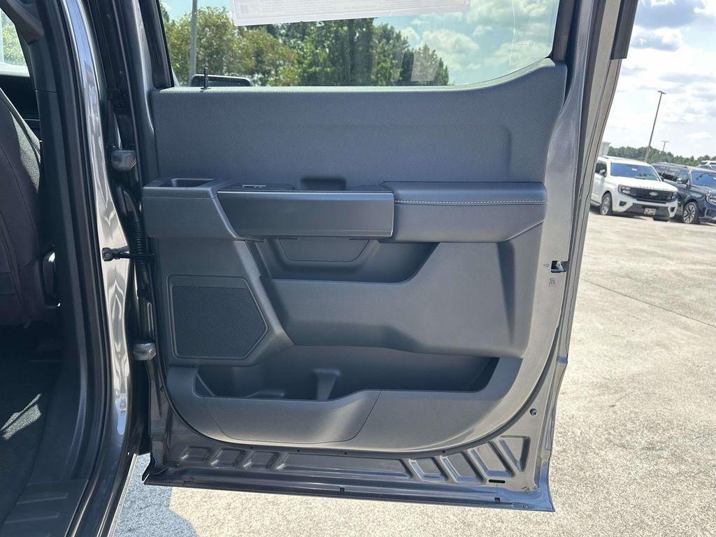 new 2025 Ford F-150 car, priced at $46,828