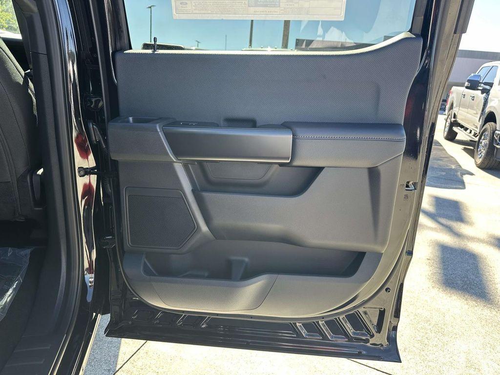 new 2025 Ford F-150 car, priced at $44,578