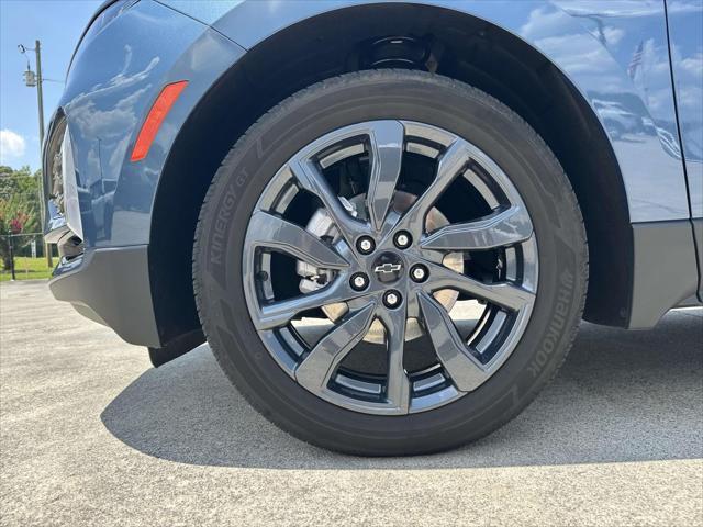 used 2024 Chevrolet Equinox car, priced at $29,089