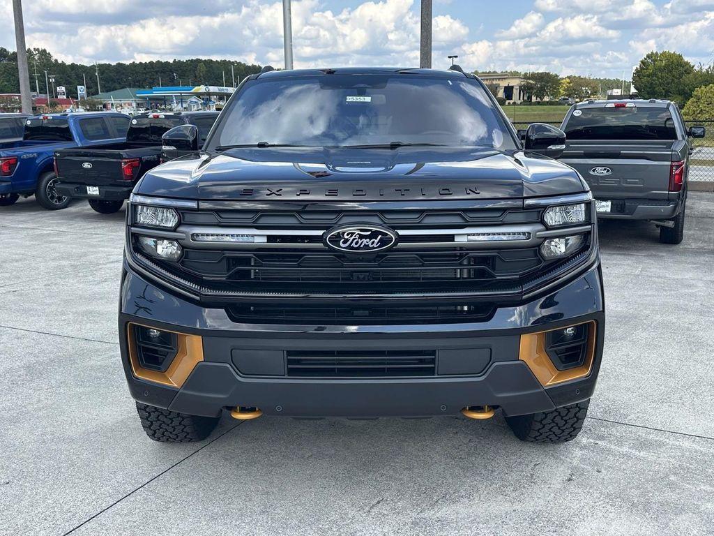 new 2025 Ford Expedition car, priced at $80,883
