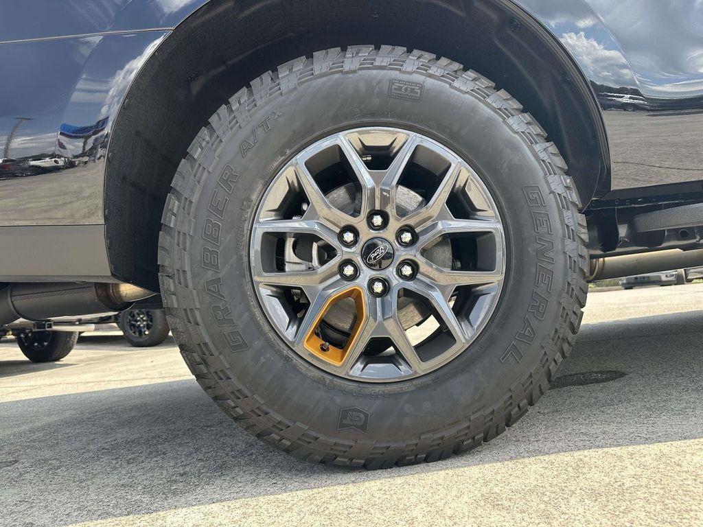 new 2025 Ford Expedition car, priced at $80,883