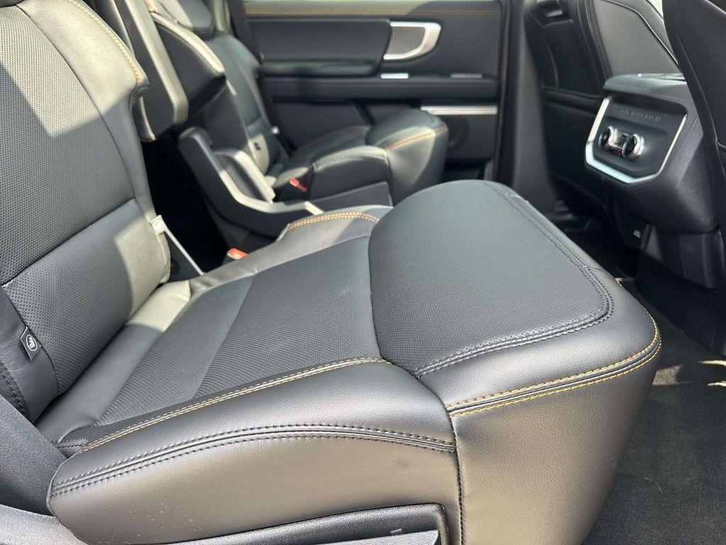 new 2025 Ford Expedition car, priced at $80,883