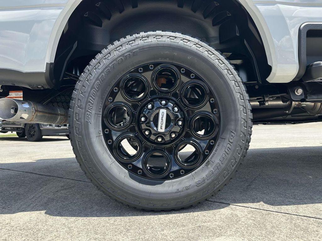 new 2025 Ford F-250 car, priced at $77,718