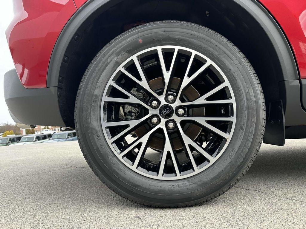 new 2025 Ford Escape PHEV car, priced at $36,048