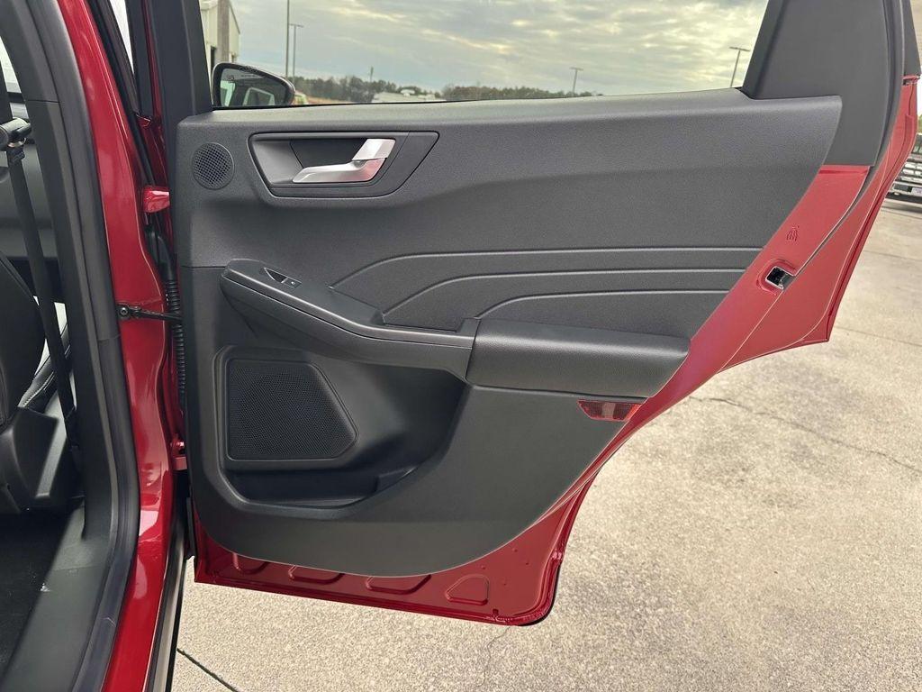 new 2025 Ford Escape PHEV car, priced at $36,048