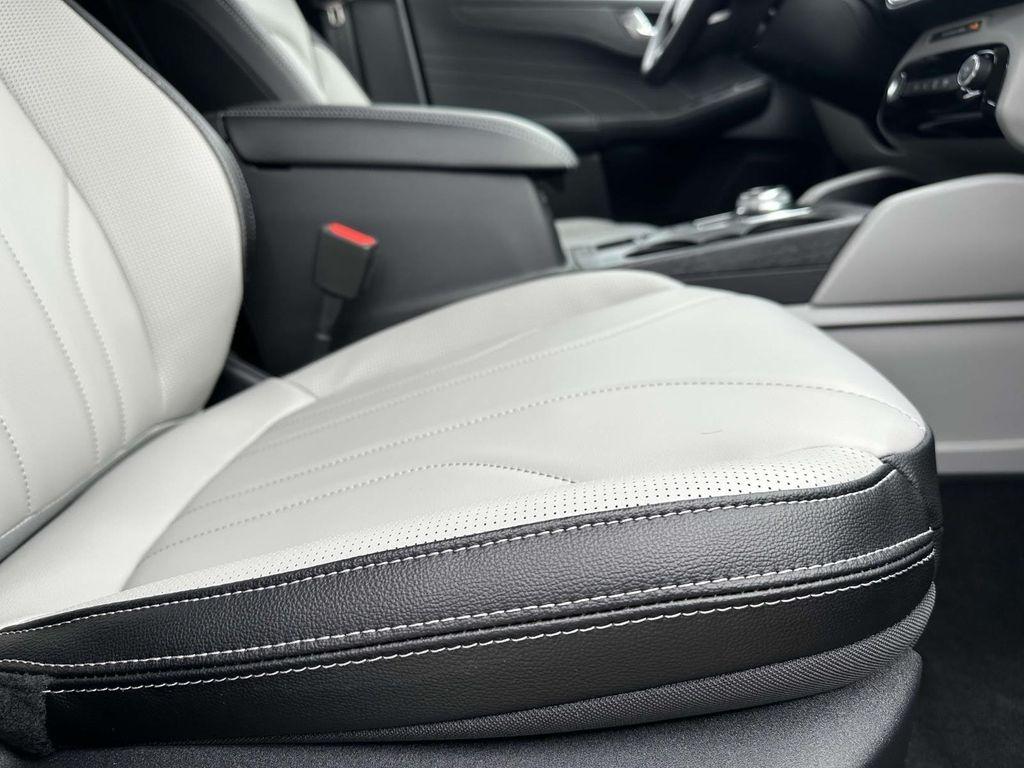 new 2025 Ford Escape PHEV car, priced at $36,048