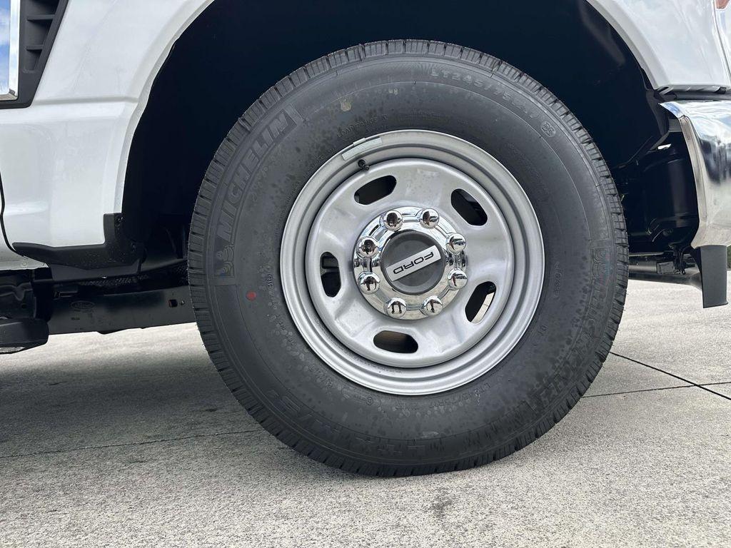 new 2026 Ford F-350 car, priced at $51,683