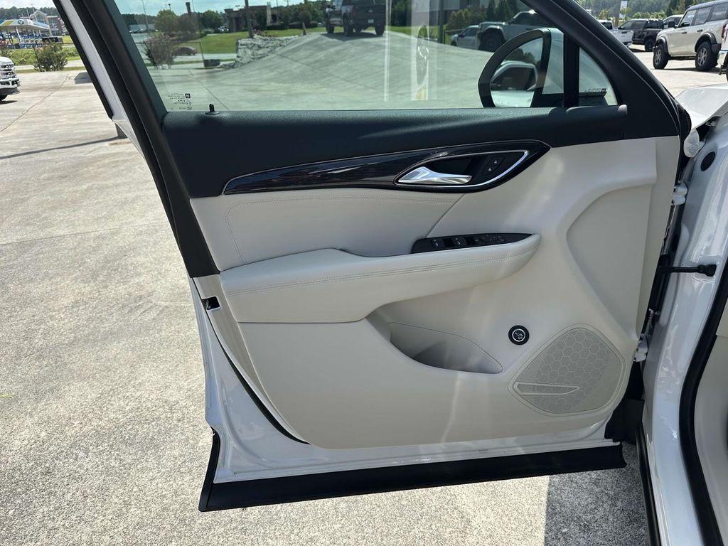 used 2021 Buick Envision car, priced at $23,093