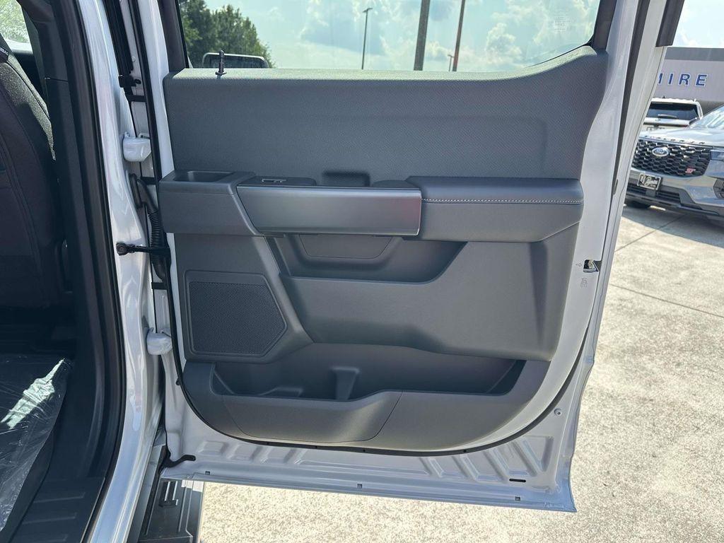new 2025 Ford F-150 car, priced at $49,048