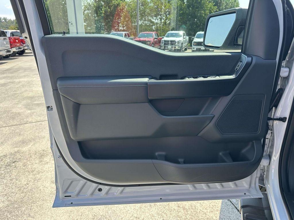 new 2025 Ford F-150 car, priced at $49,048