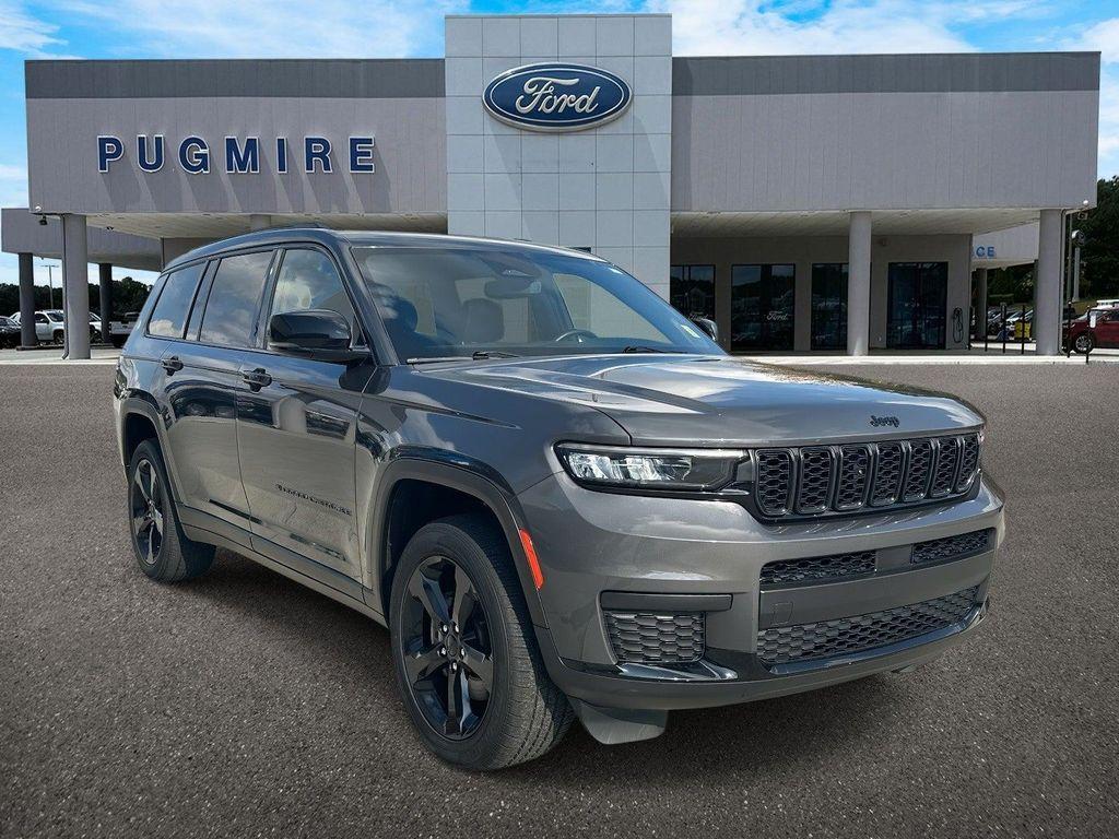 used 2022 Jeep Grand Cherokee L car, priced at $29,590