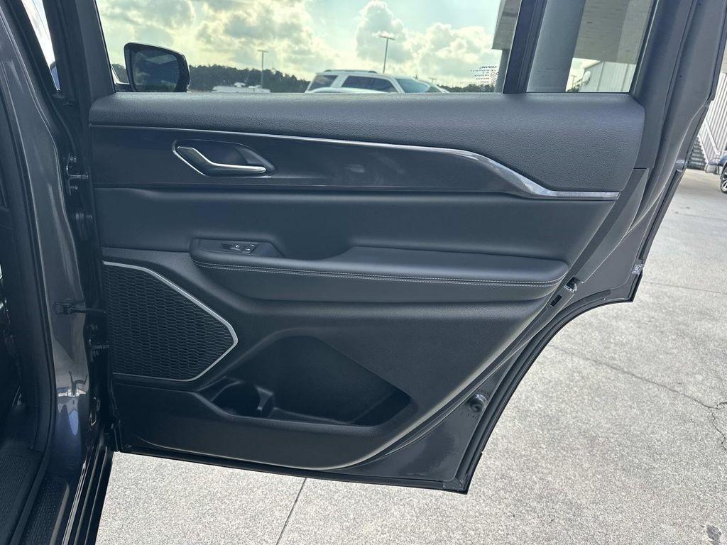 used 2022 Jeep Grand Cherokee L car, priced at $29,590