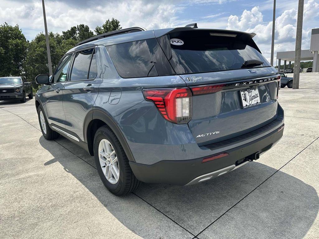 new 2025 Ford Explorer car, priced at $42,018
