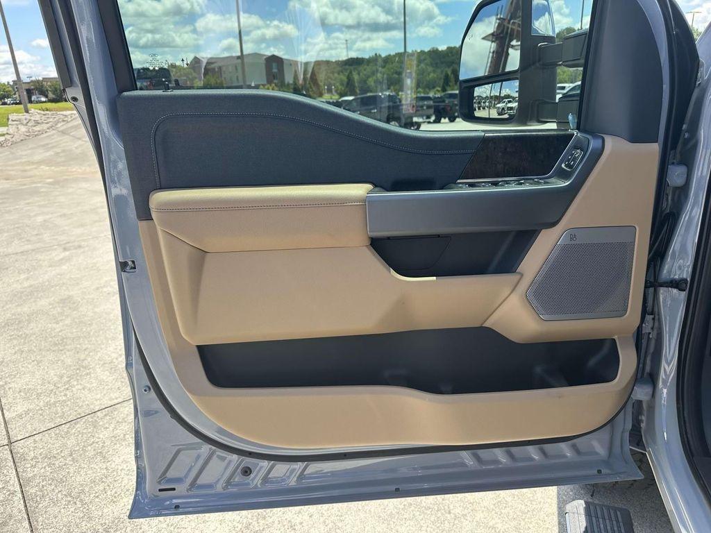 new 2025 Ford F-350 car, priced at $88,038