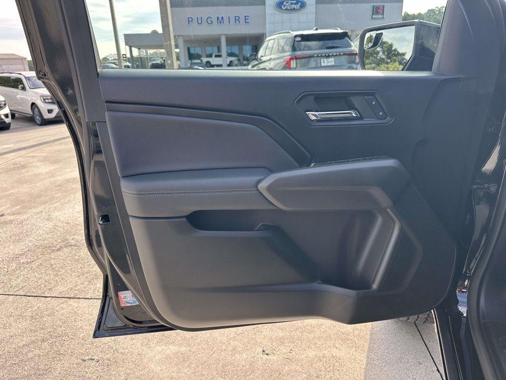 used 2023 GMC Canyon car, priced at $33,093