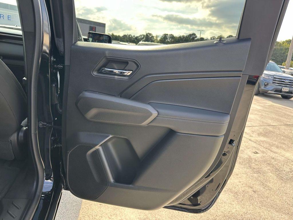 used 2023 GMC Canyon car, priced at $33,093