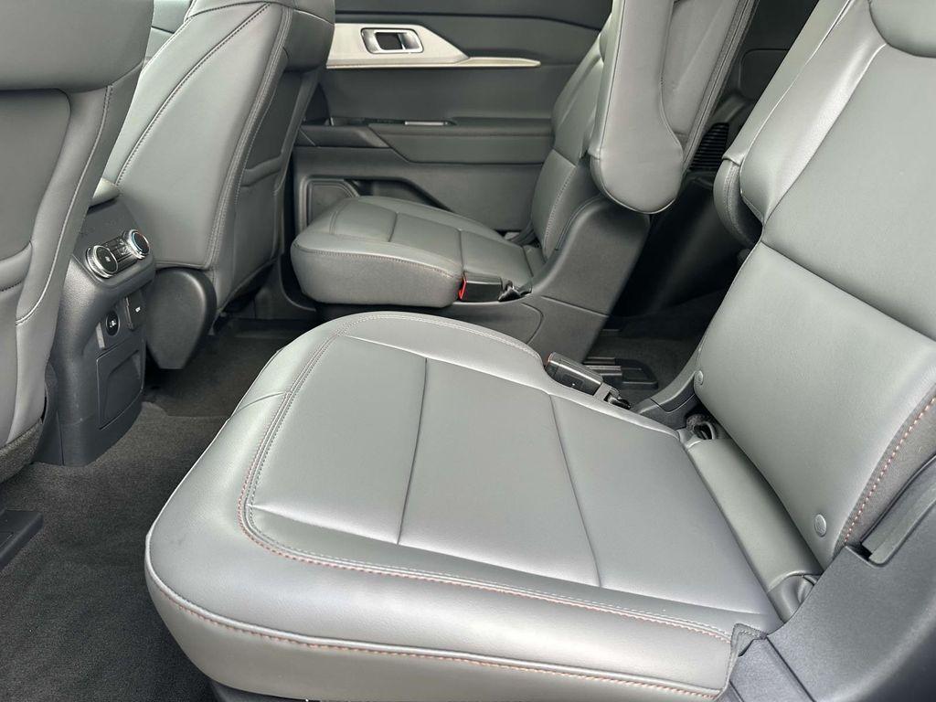 new 2025 Ford Explorer car, priced at $43,713